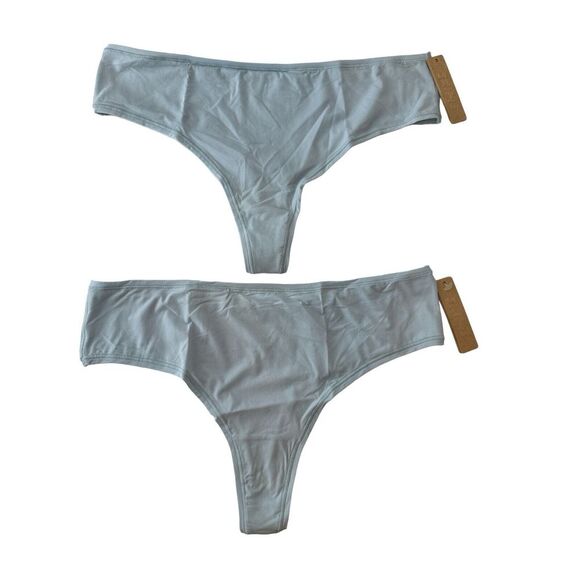 NWT Skims Thong Women's‎ 3X Stretch Sky  Plus sz (Bundle Of 2) - Picture 1 of 6